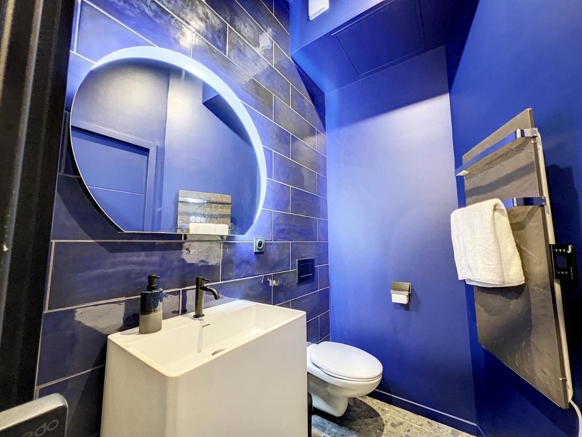Cocon Blanc Calin Avec Jacuzzi Privatif - Loveroom Insolite Saint-Etienne  Zewnętrze zdjęcie