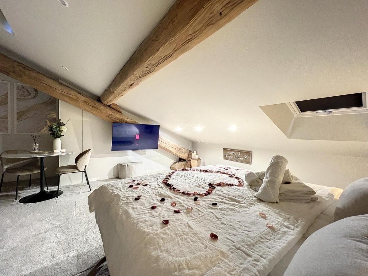 Cocon Blanc Calin Avec Jacuzzi Privatif - Loveroom Insolite Saint-Etienne  Zewnętrze zdjęcie